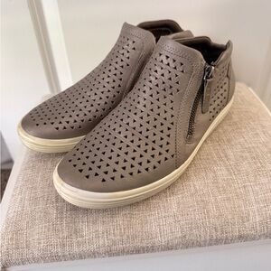 Ecco Women's Taupe Perforated Ankle Booties